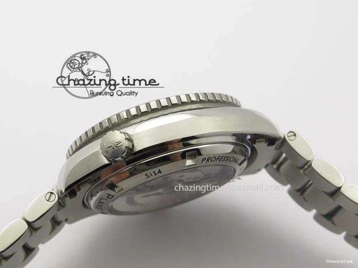 0404 Planet Ocean SS Bp Maker 45mm Orange Bezel On SS Bracelet A DailyWear 8216